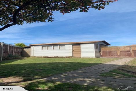 Photo of property in 2/12 Tamarisk Place, Parklands, Christchurch, 8083