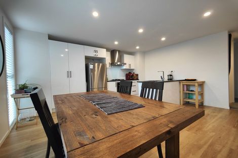 Photo of property in 77c Herald Street, Berhampore, Wellington, 6023