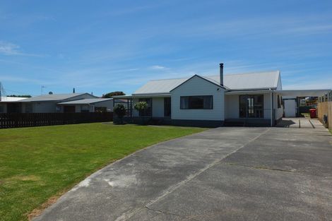 Photo of property in 97 Seabury Avenue, Foxton Beach, Foxton, 4815