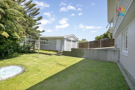 Photo of property in 10 Major Drive, Kelson, Lower Hutt, 5010
