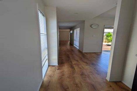 Photo of property in 27 Lockheed Street, Hobsonville, Auckland, 0618