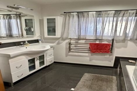 Photo of property in 36 Manse Road, Pahurehure, Papakura, 2113