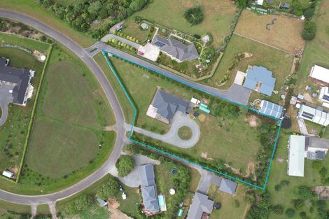 Photo of property in 49 Ohau Terraces, Ohau, Levin, 5570