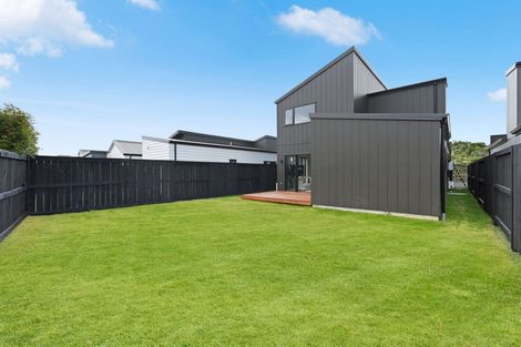 Photo of property in 70 Overton Street, Rototuna North, 3210