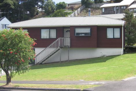 Photo of property in 1/25 Witheford Drive, Bayview, Auckland, 0629