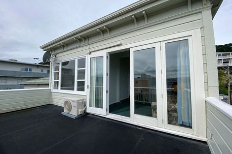 Photo of property in 16 Austin Street, Mount Victoria, Wellington, 6011