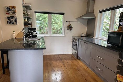 Photo of property in 1/16 Pooks Road, Ranui, Auckland, 0612