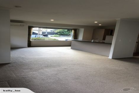 Photo of property in 11 Amoka Crescent, Parklands, Christchurch, 8083