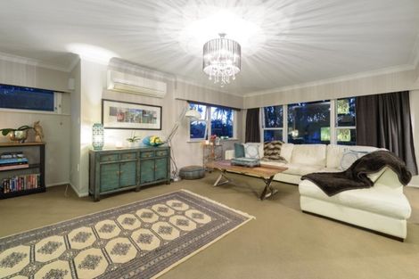 Photo of property in 2 Ngahere Street, Otumoetai, Tauranga, 3110