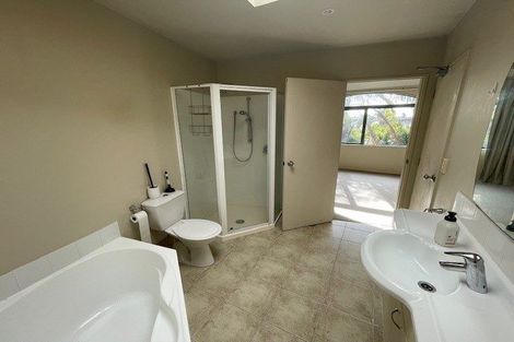 Photo of property in 11/1 Hillcrest Avenue, Hillcrest, Auckland, 0627