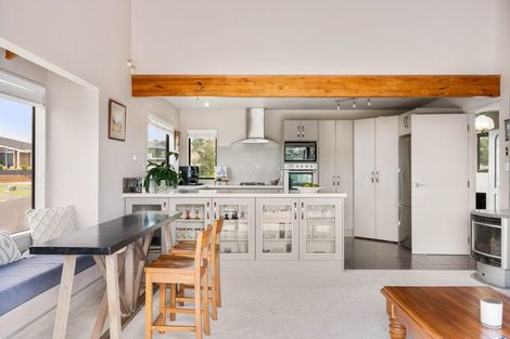 Photo of property in 400 Onemana Drive, Onemana, Whangamata, 3691