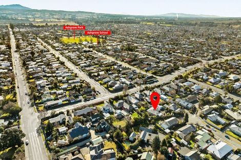 Photo of property in 11 Weston Place, Rangiora, 7400
