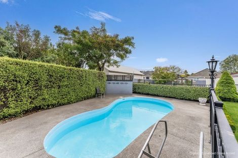 Photo of property in 6 Earnslaw Crescent, Bryndwr, Christchurch, 8053