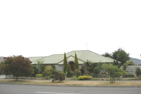 Photo of property in 91 Broadhaven Avenue, Parklands, Christchurch, 8083