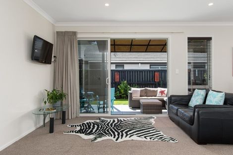 Photo of property in 77 Sandhurst Drive, Papamoa Beach, Papamoa, 3118