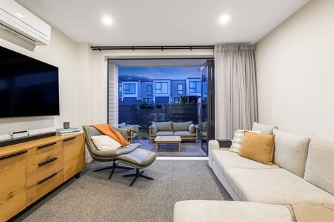 Photo of property in 11 Tokitoki Way, Kenepuru, Porirua, 5022