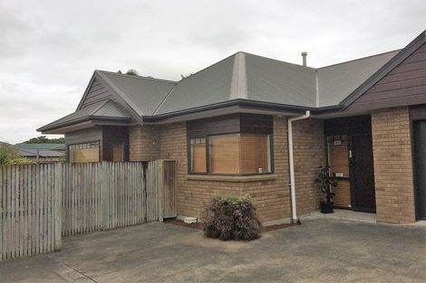 Photo of property in 43 Fitchett Street, Palmerston North, 4410