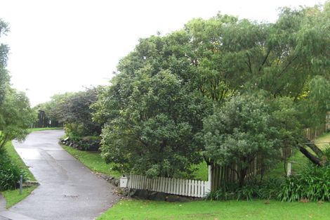 Photo of property in 8 Addis Place, Shelly Park, Auckland, 2014