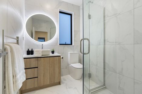 Photo of property in 35a Corunna Road, Milford, Auckland, 0620