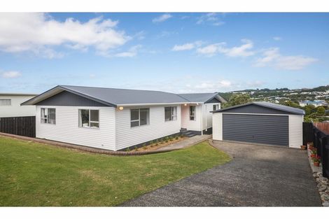 Photo of property in 34 Cypress Drive, Maungaraki, Lower Hutt, 5010