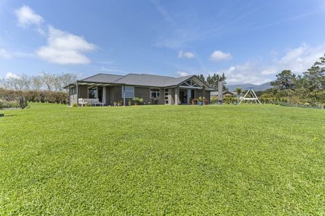 Photo of property in 210 Maude Road, Kaimiro, New Plymouth, 4371