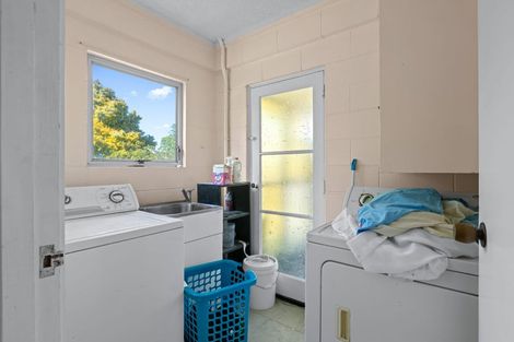 Photo of property in 4 Amorino Drive, Red Beach, 0932