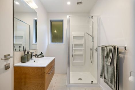 Photo of property in 42 Sylvan Street, Lake Hayes, Queenstown, 9304