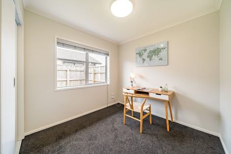 Photo of property in 19 Poulson Grove, Trentham, Upper Hutt, 5018