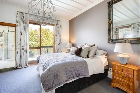 Photo of property in 12 Farndon Road, Clive, 4102