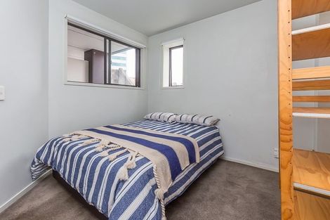 Photo of property in St Paul Apartments, 1b/4 Saint Paul Street, Auckland Central, Auckland, 1010