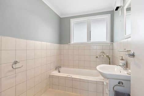 Photo of property in 103 Bassett Street, Burwood, Christchurch, 8083