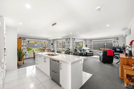Photo of property in 23 Ashington Road, Silverstream, Upper Hutt, 5019