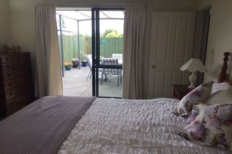 Photo of property in 17 Ruze Vida Drive, Massey, Auckland, 0614