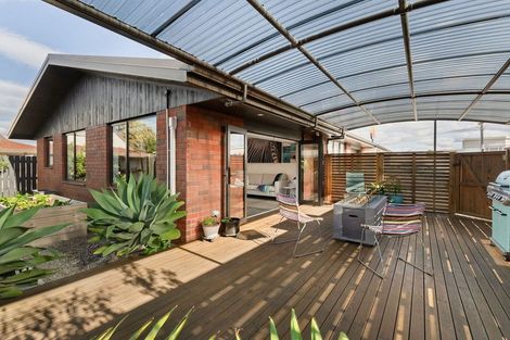Photo of property in 2/419 Maunganui Road, Mount Maunganui, 3116