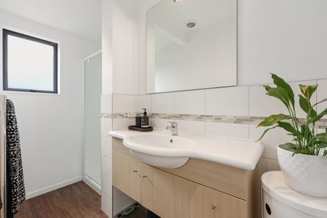 Photo of property in 124d Saint Johns Street, Bromley, Christchurch, 8062