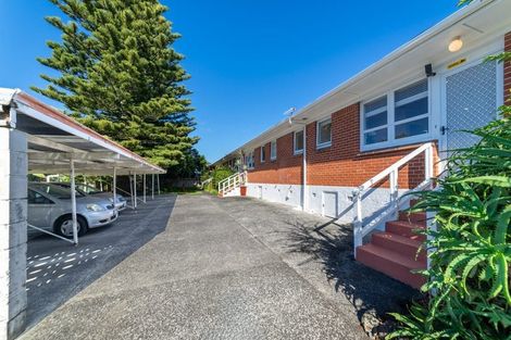 Photo of property in 2/14 Waterloo Road, Milford, Auckland, 0620