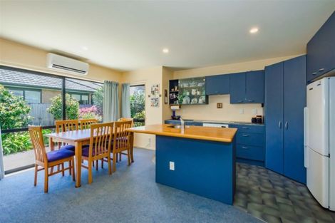 Photo of property in 53 Makarini Street, Paraparaumu, 5032