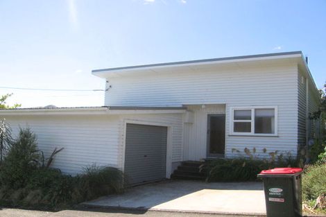 Photo of property in 4 Dorset Way, Wilton, Wellington, 6012