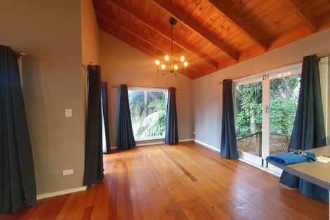 Photo of property in 1260 Huia Road, Huia, Auckland, 0604