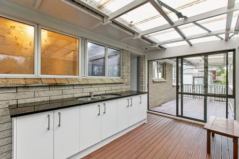 Photo of property in 1/12 Park Estate Road, Rosehill, Papakura, 2113