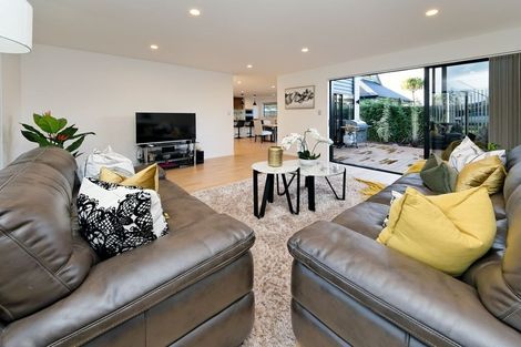 Photo of property in 46b Willerton Avenue, New Lynn, Auckland, 0600