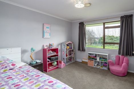 Photo of property in 1 Tudor Road, Pahiatua, 4910