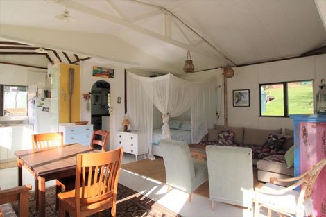 Photo of property in 12 Irishtown Road, Kuaotunu, Whitianga, 3592