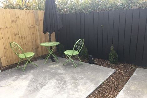 Photo of property in 17/10 Burrows Place, Frankton, Hamilton, 3204