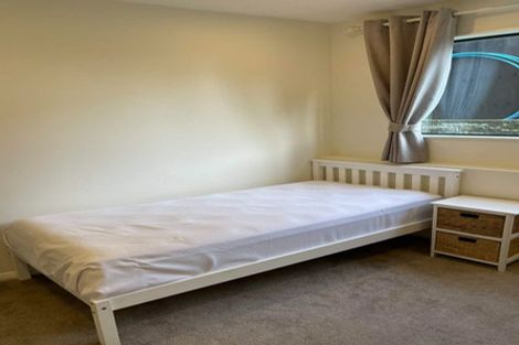 Photo of property in 3 Kahu Close, Orewa, 0931