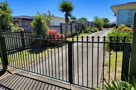 Photo of property in 51 Sikkim Crescent, Clover Park, Auckland, 2019