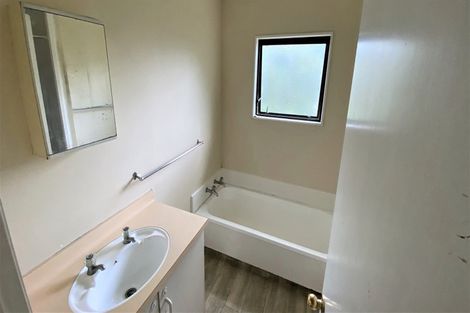 Photo of property in 17 Manor Place, Bader, Hamilton, 3206