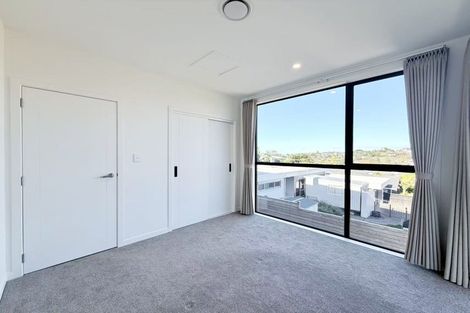 Photo of property in 13a King Richard Place, Browns Bay, Auckland, 0630