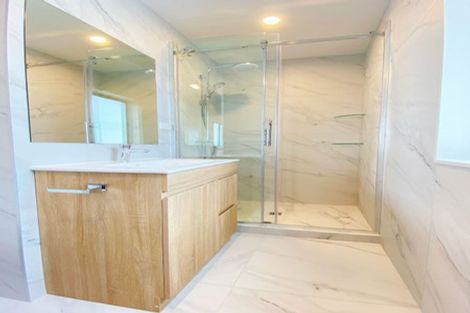 Photo of property in 104a Eversleigh Road, Belmont, Auckland, 0622