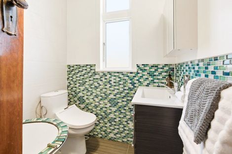 Photo of property in 26 Byron Street, Miramar, Wellington, 6022